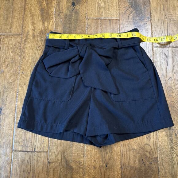 A New Day Shorts Black Paperbag Tie Waist High Rise Pleated Womens Size XS - Picture 4 of 8